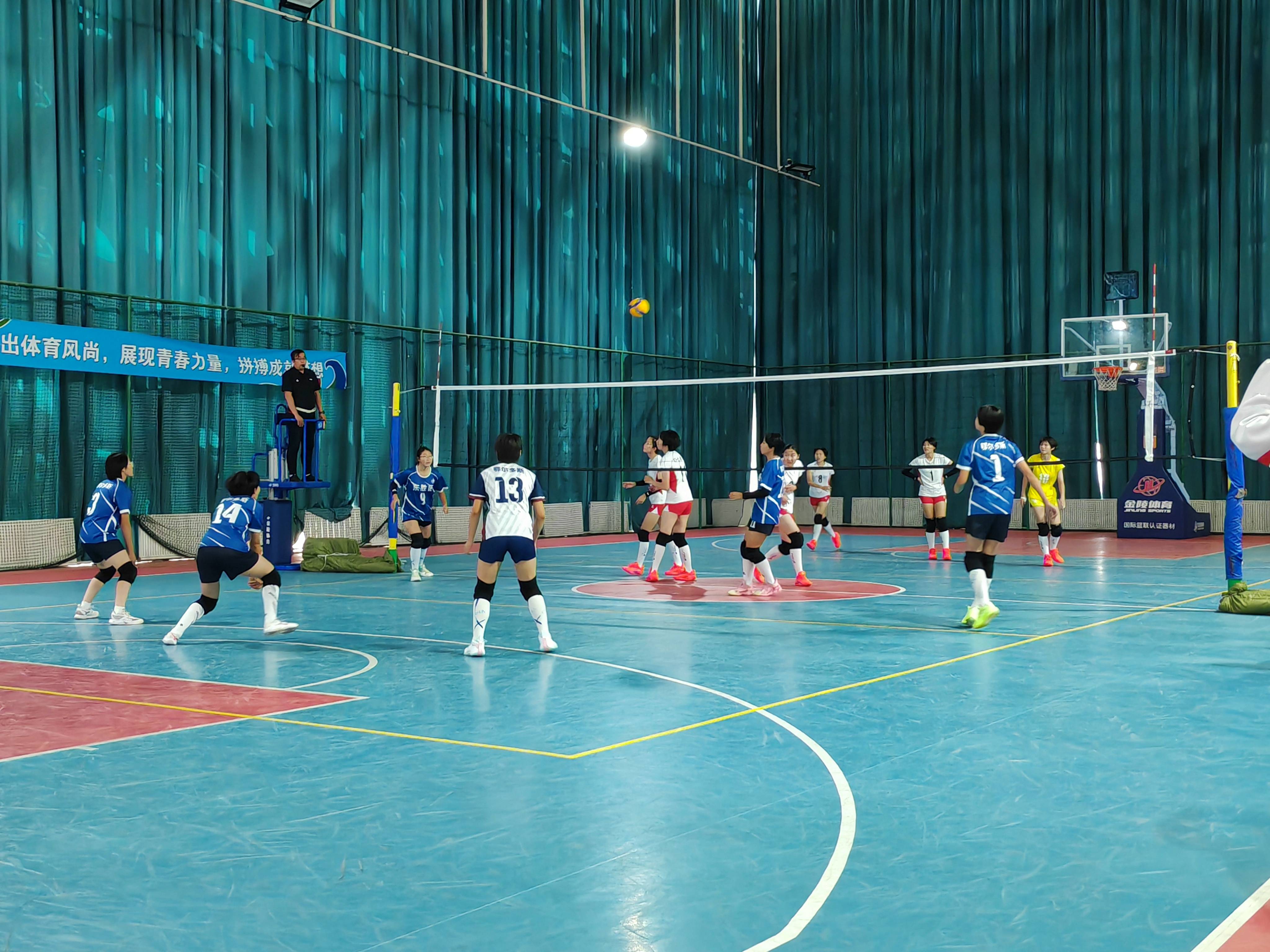 挑战与荣耀并存体育盛事现场激动人心 挑战与荣耀并存体育盛事现场激动人心