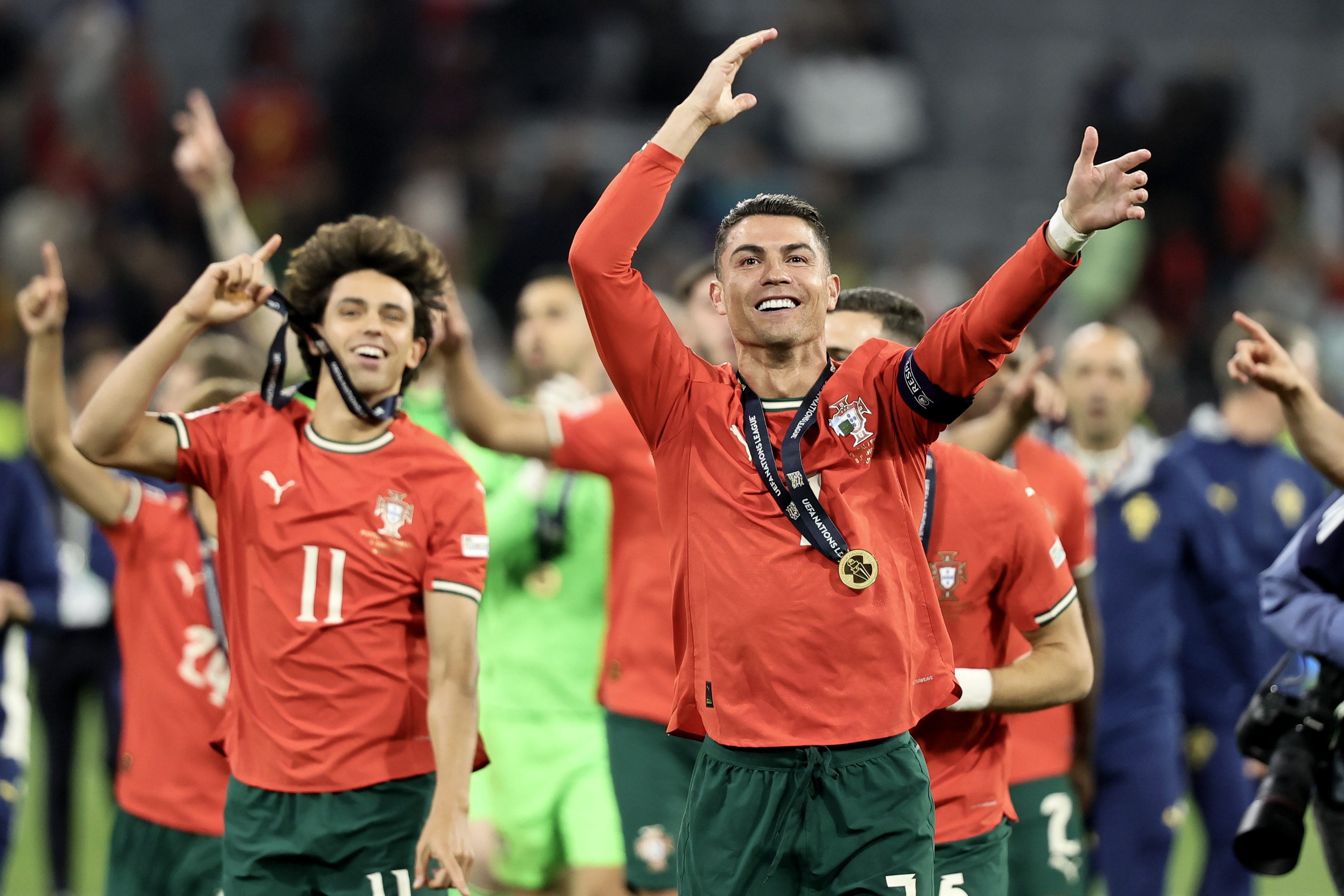 葡萄牙大胜克罗地亚,成功挺进欧国联半决赛 葡萄牙大胜克罗地亚,成功挺进欧国联半决赛